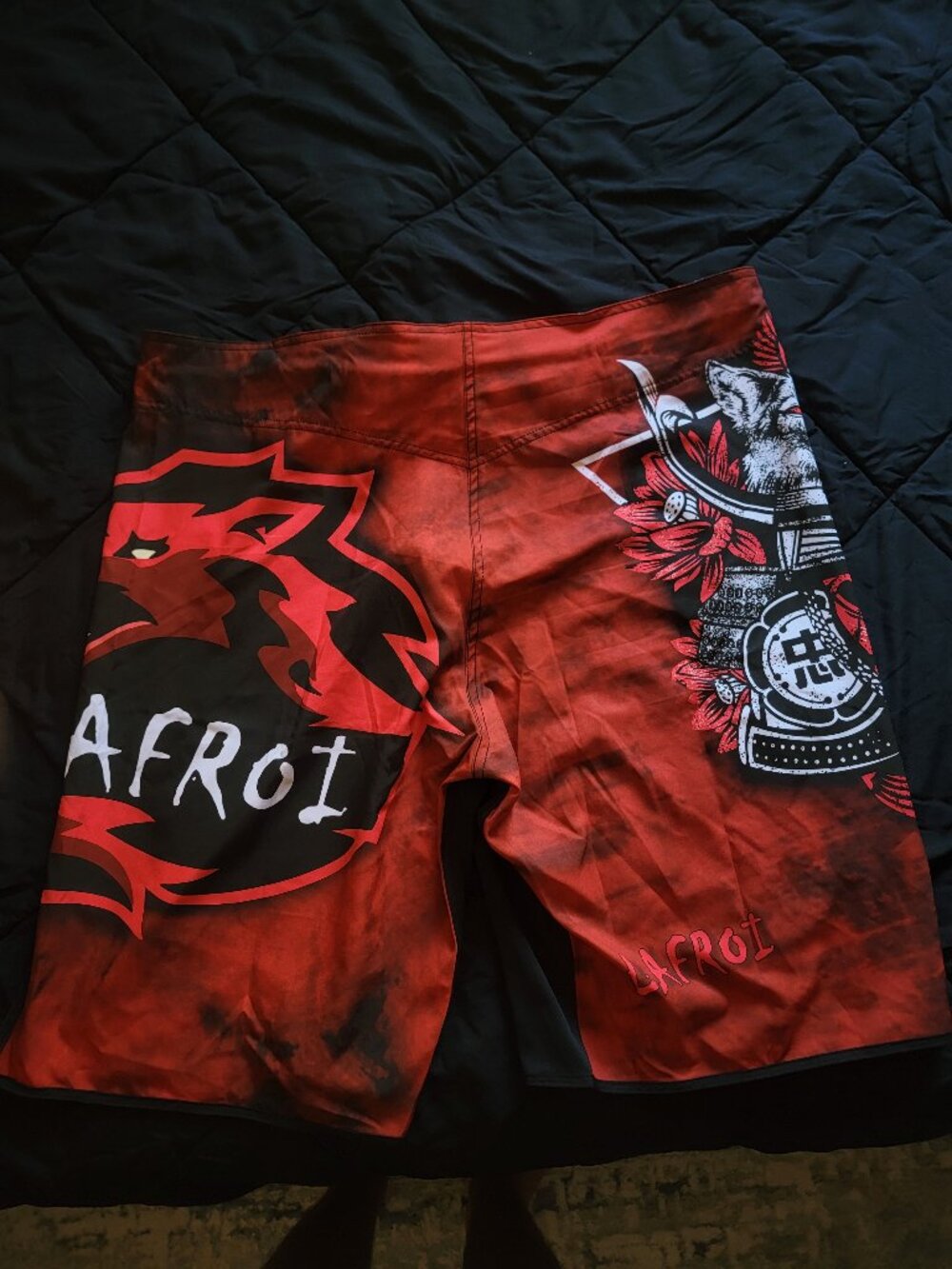 Lafroi MMA/Cross training shorts XL (red/black samurai)